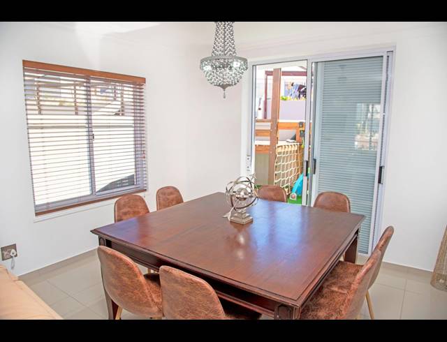 BEDROOM HOUSE FOR SALE IN KNYSNA QUAYS
